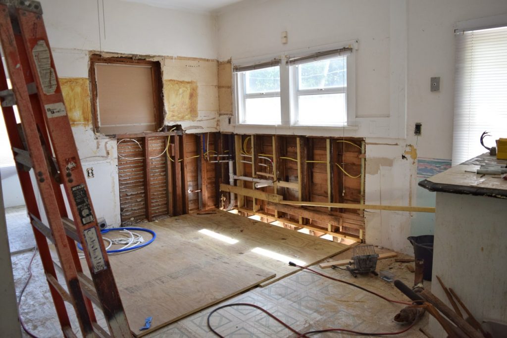 How to Sell a Home That Needs Repairs in St. Petersburg